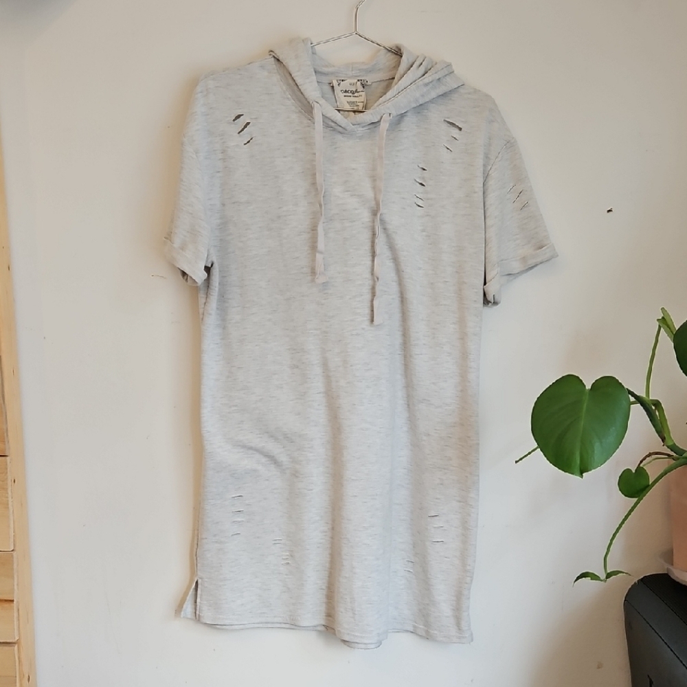 Gray Short Sleeve Hoodie Tee